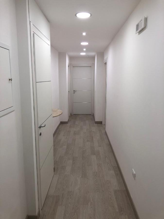 Hotel Attico Lady D Paola Esterno foto