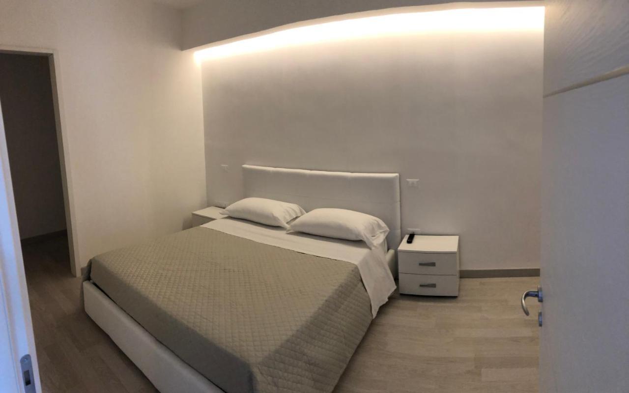 Hotel Attico Lady D Paola Esterno foto